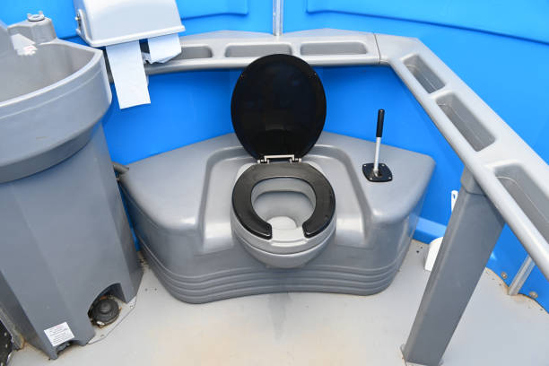 Best Porta potty rental near me  in Jonesville, MI